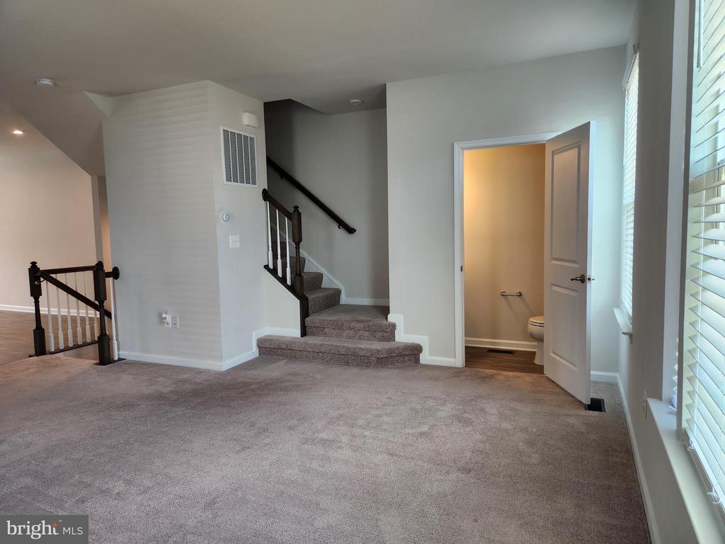 1315 TRESTLE DR