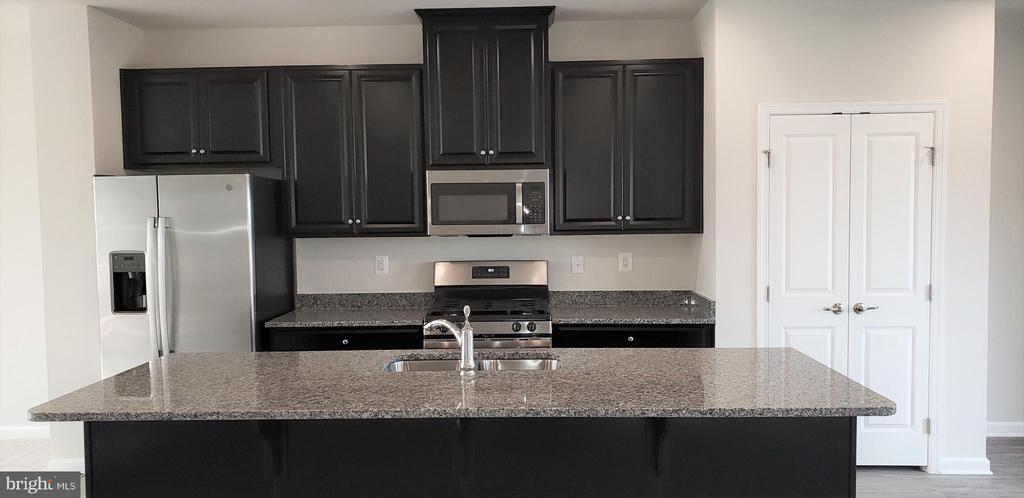 1315 TRESTLE DR