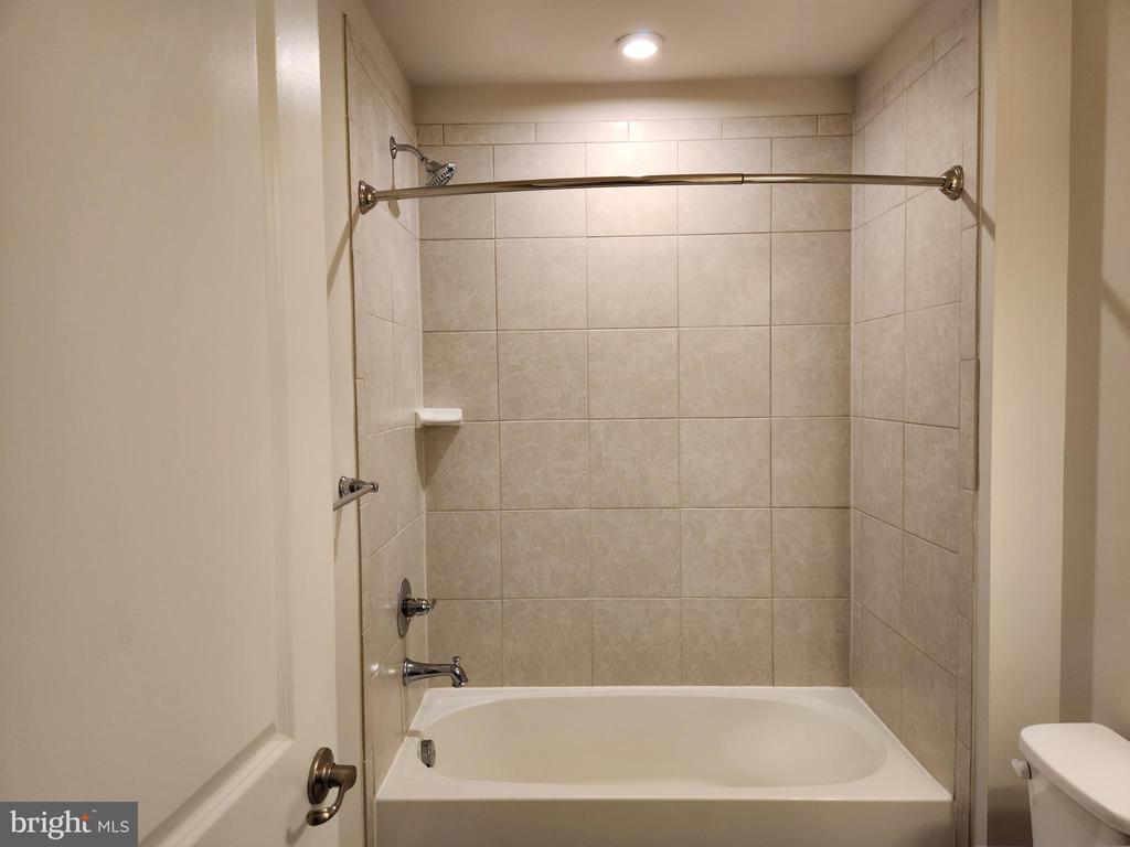 1315 TRESTLE DR