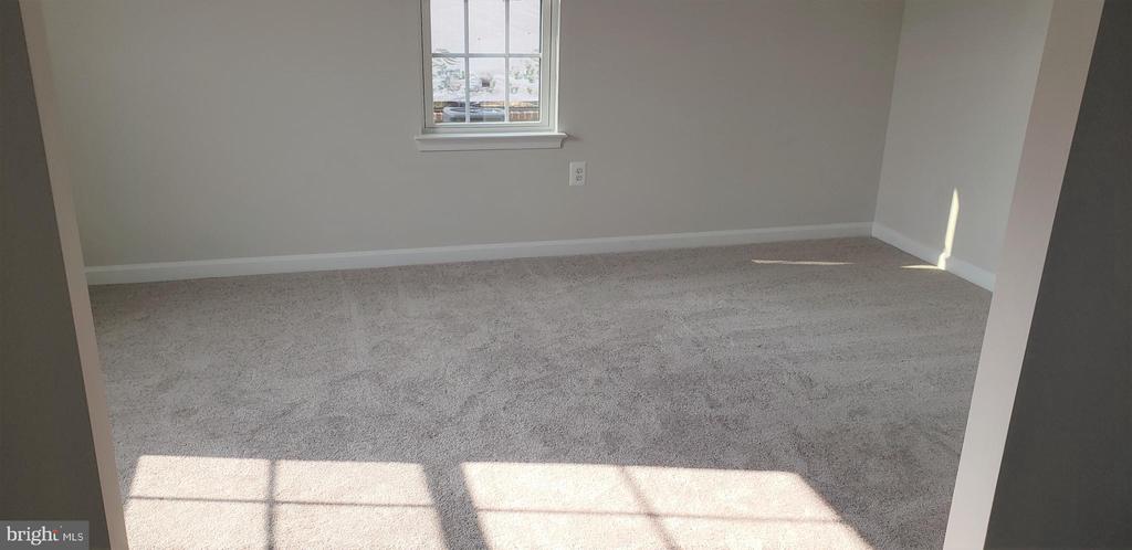 1315 TRESTLE DR