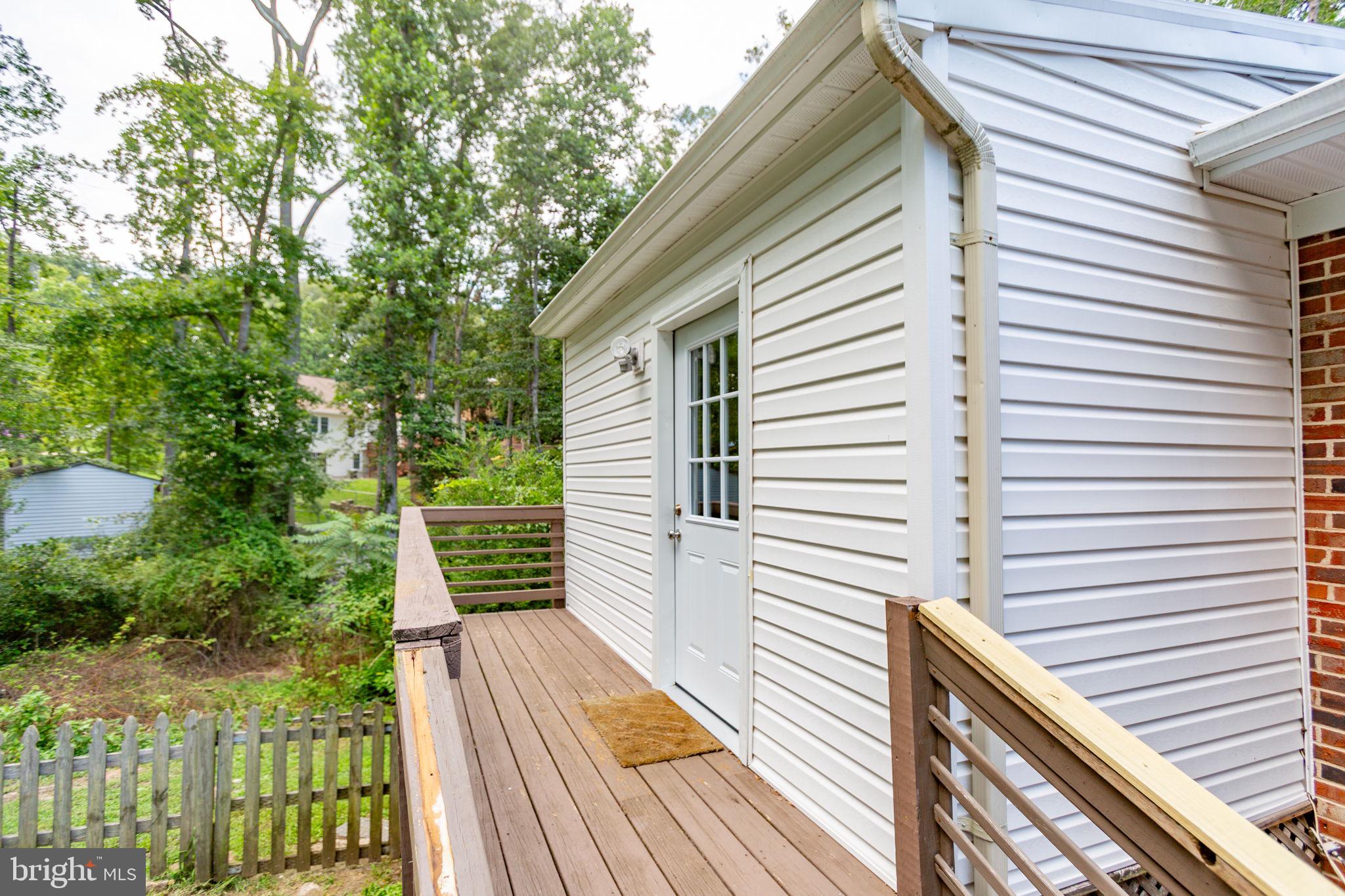 3 Warfield Pl