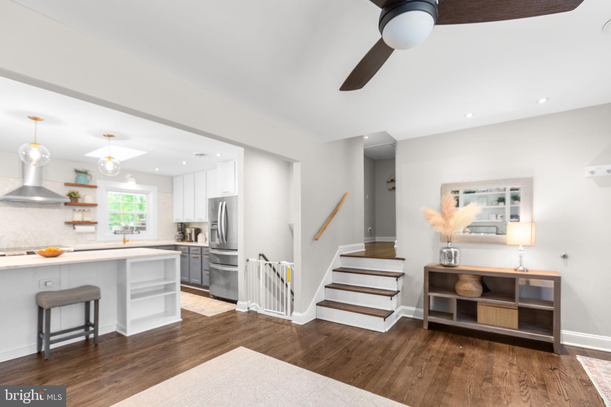 3 Warfield Pl