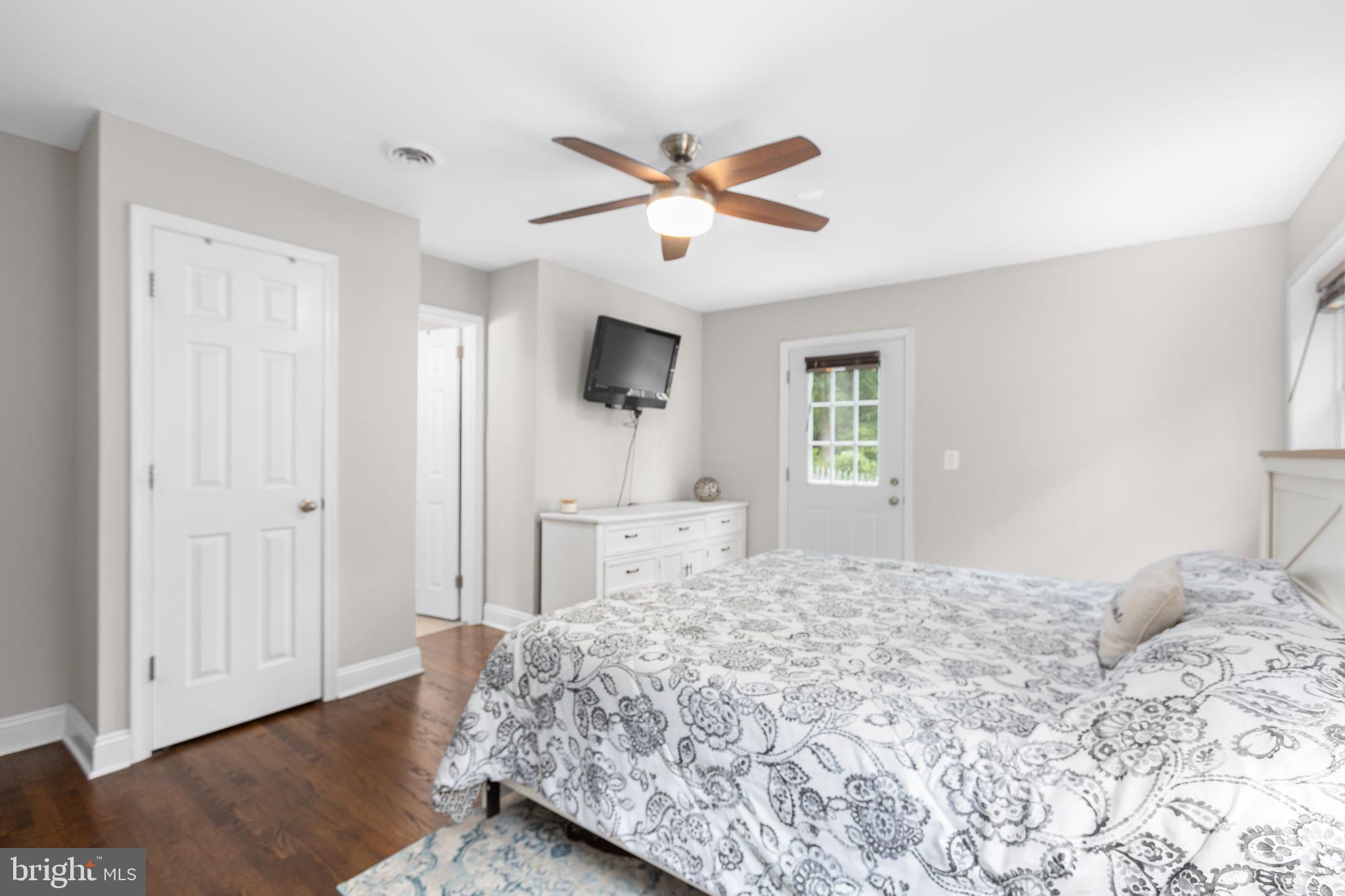 3 Warfield Pl