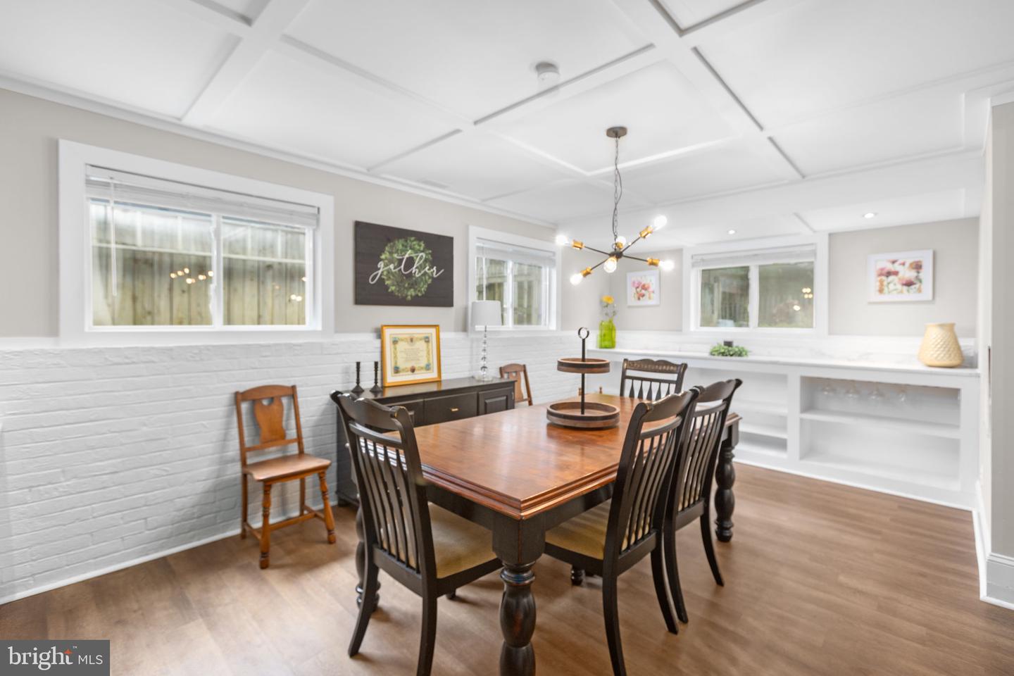 3 Warfield Pl
