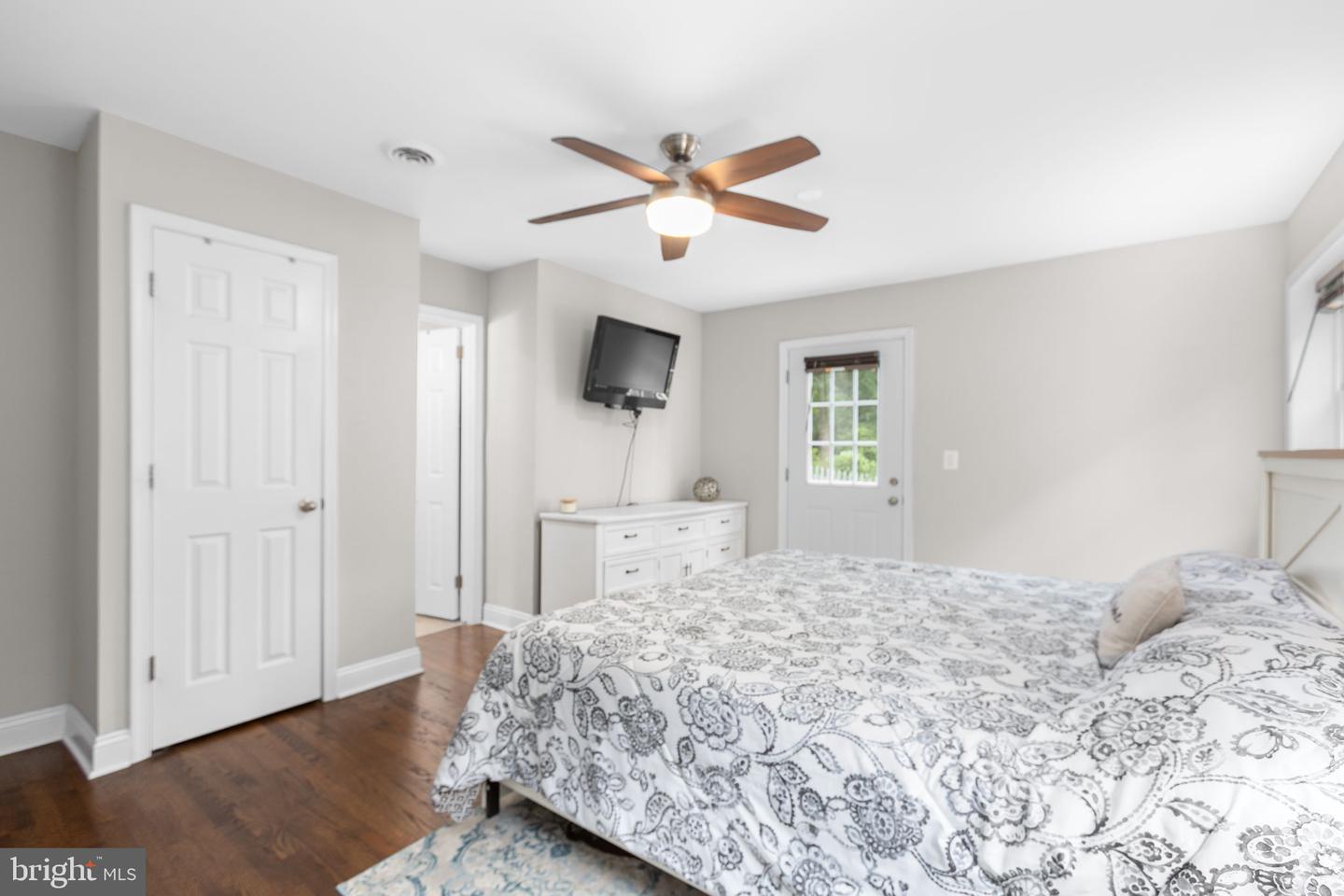 3 Warfield Pl