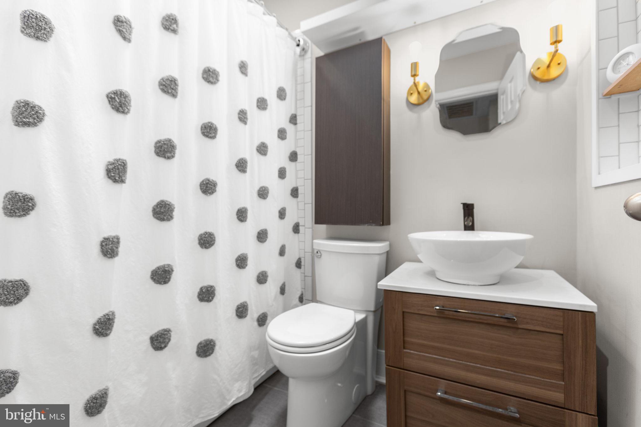 3 Warfield Pl