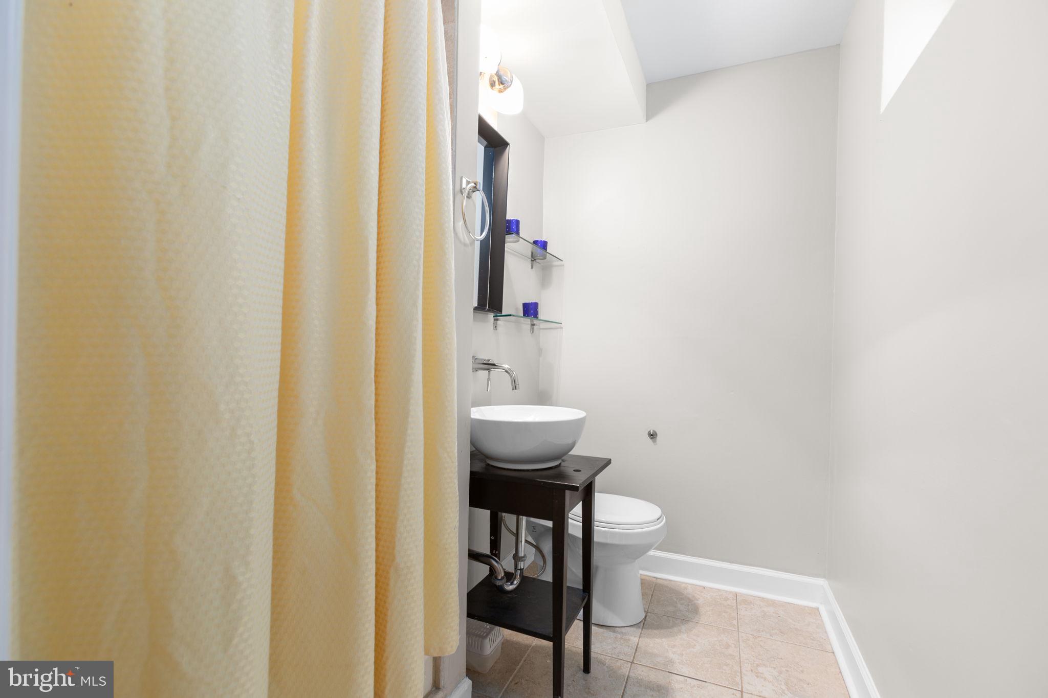 3 Warfield Pl