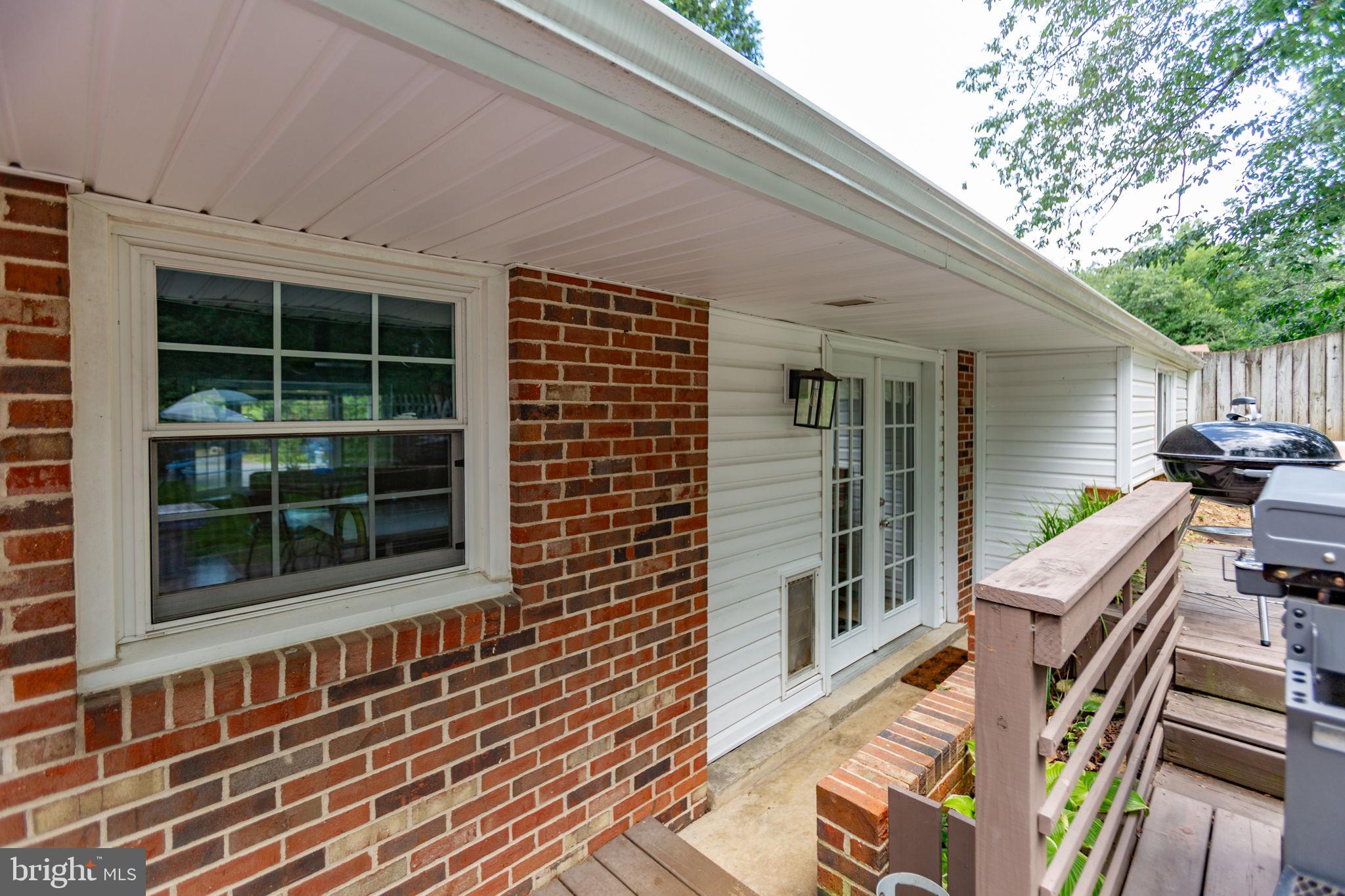 3 Warfield Pl