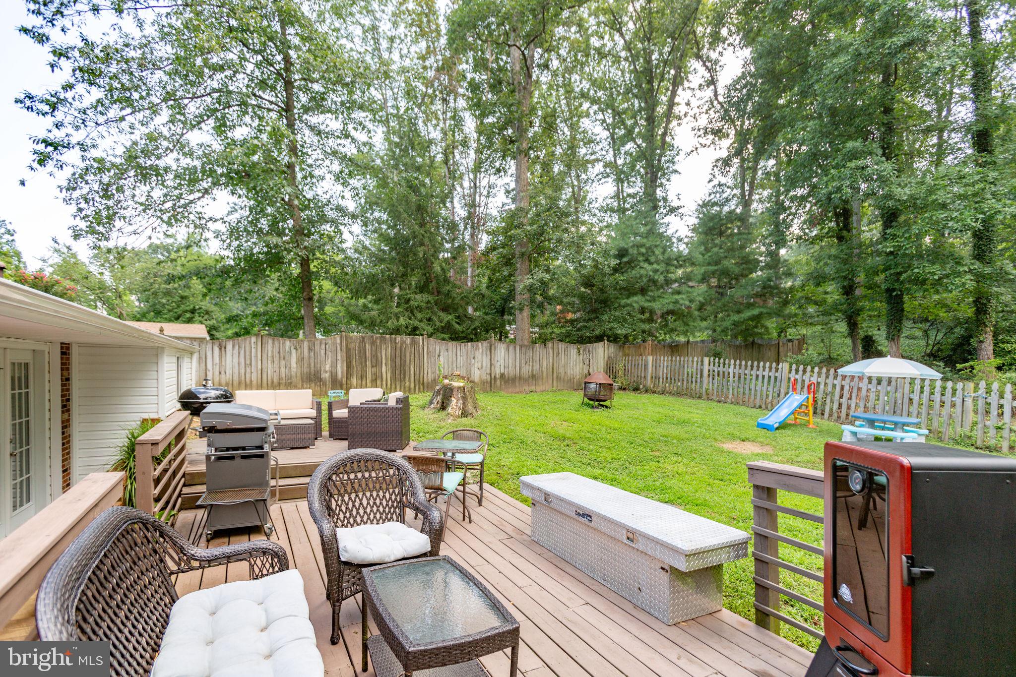 3 Warfield Pl