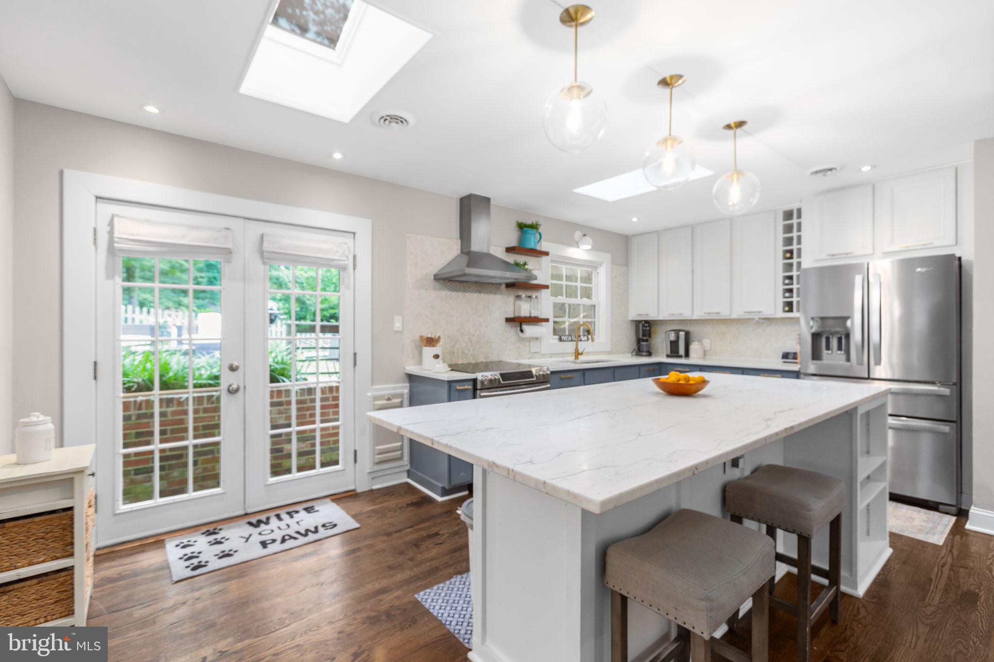 3 Warfield Pl