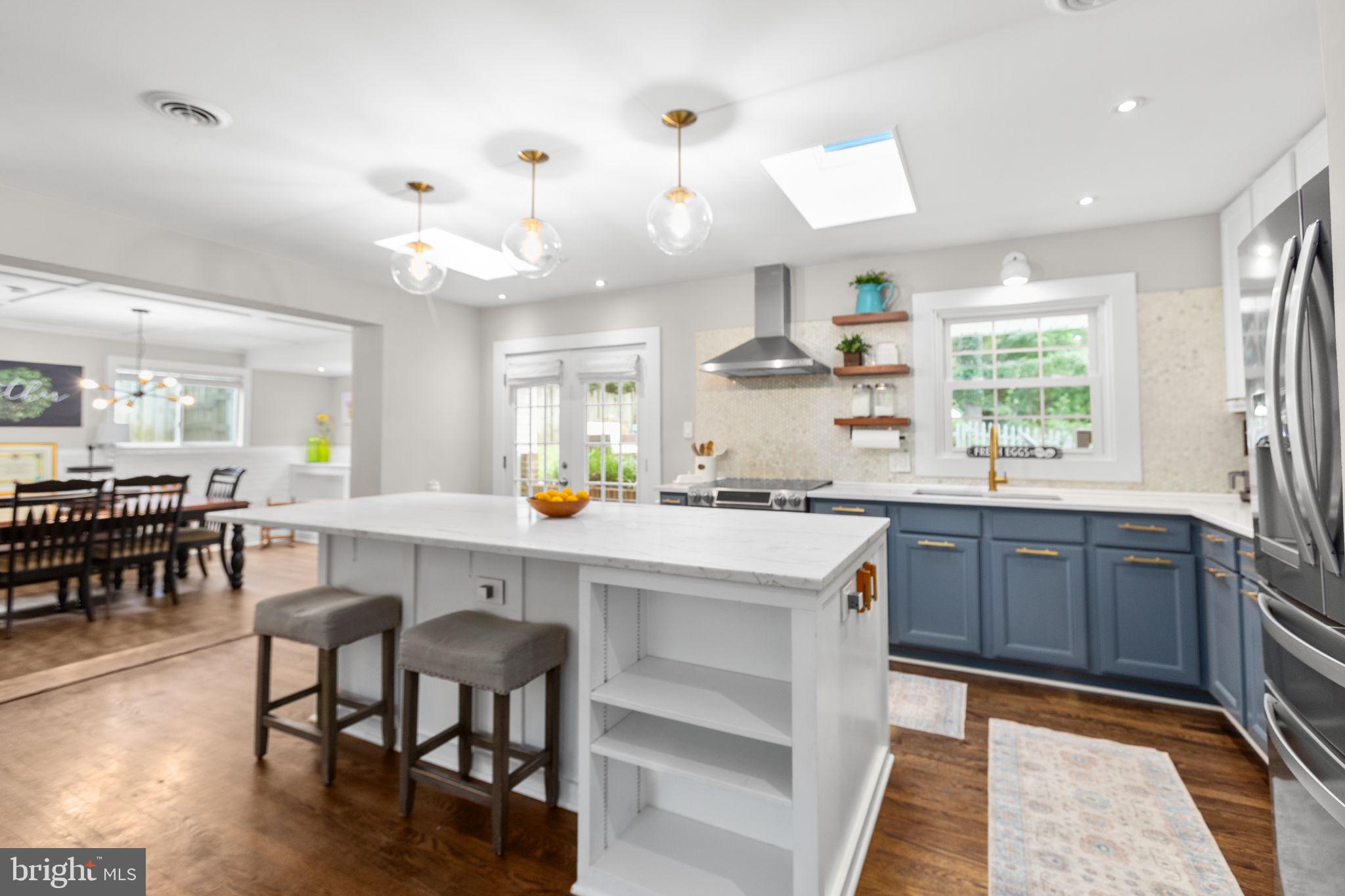 3 Warfield Pl
