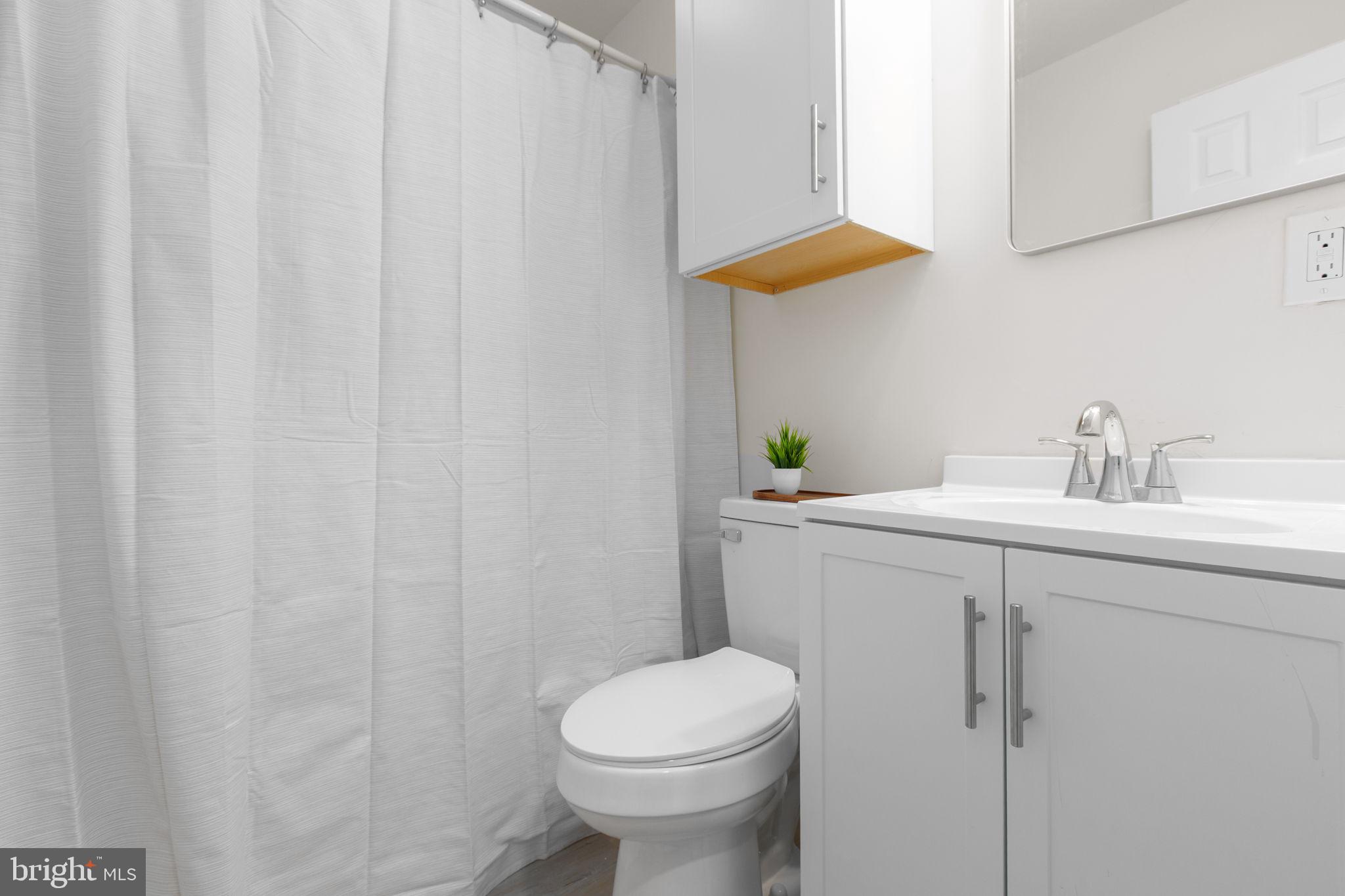 171 LONGSTREET AVENUE