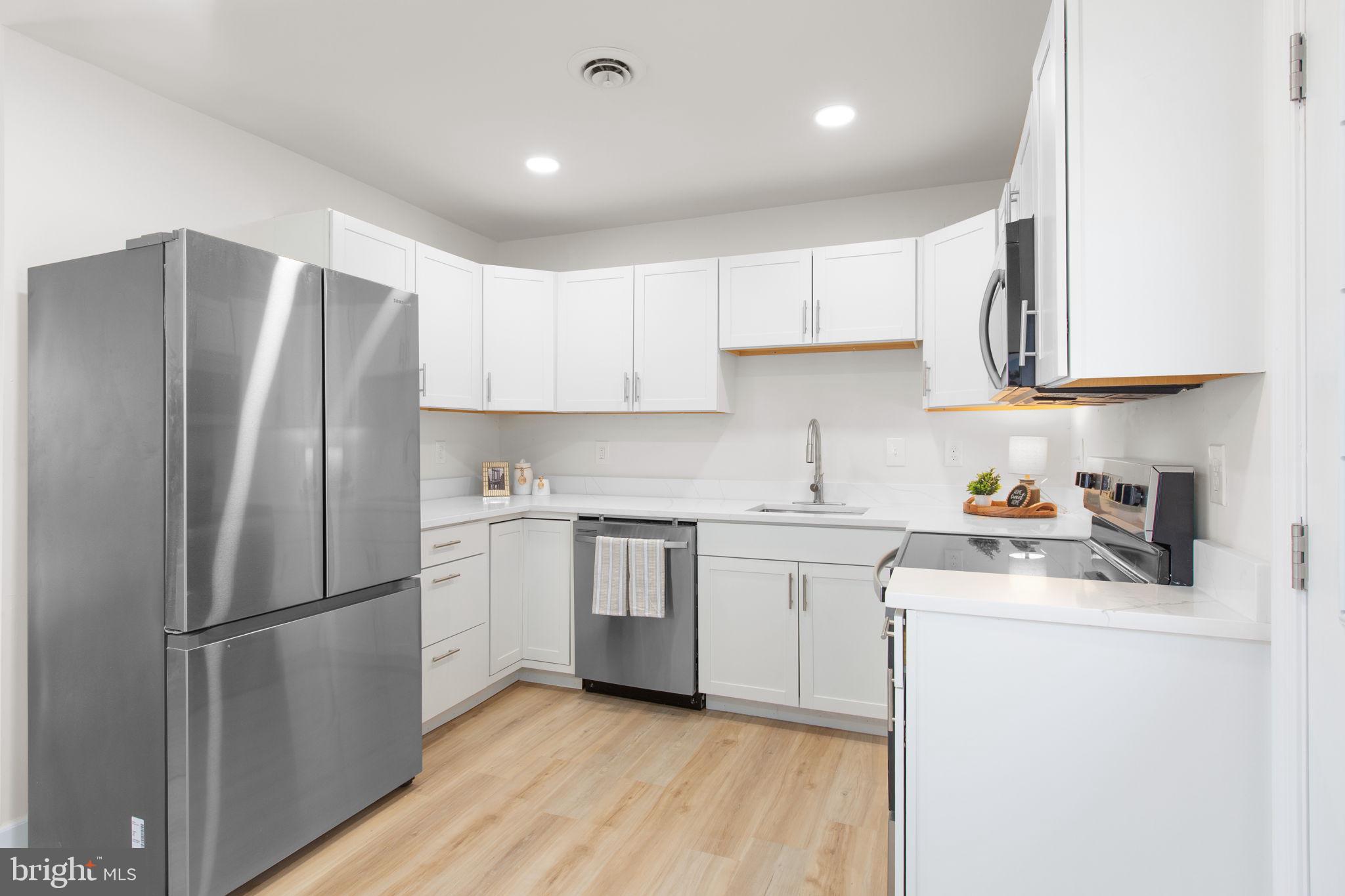 171 LONGSTREET AVENUE