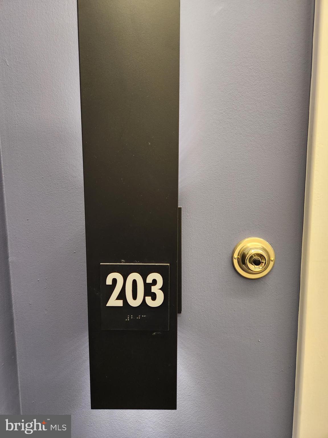 102 HANOVER STREET 203