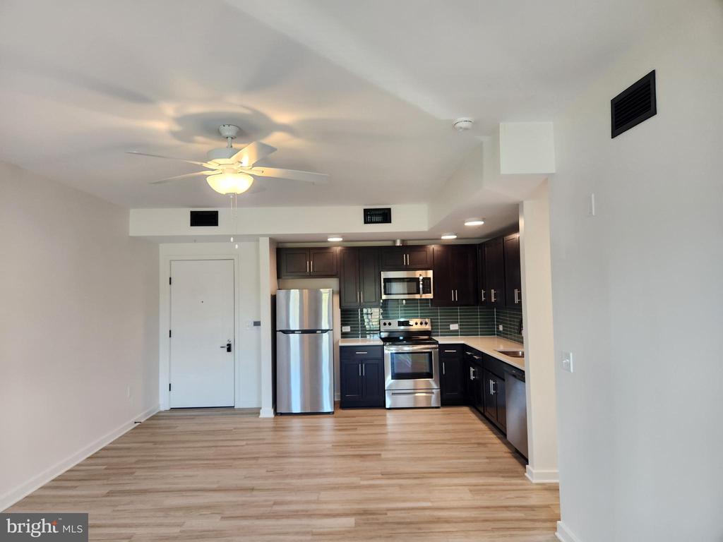 102 HANOVER STREET 203