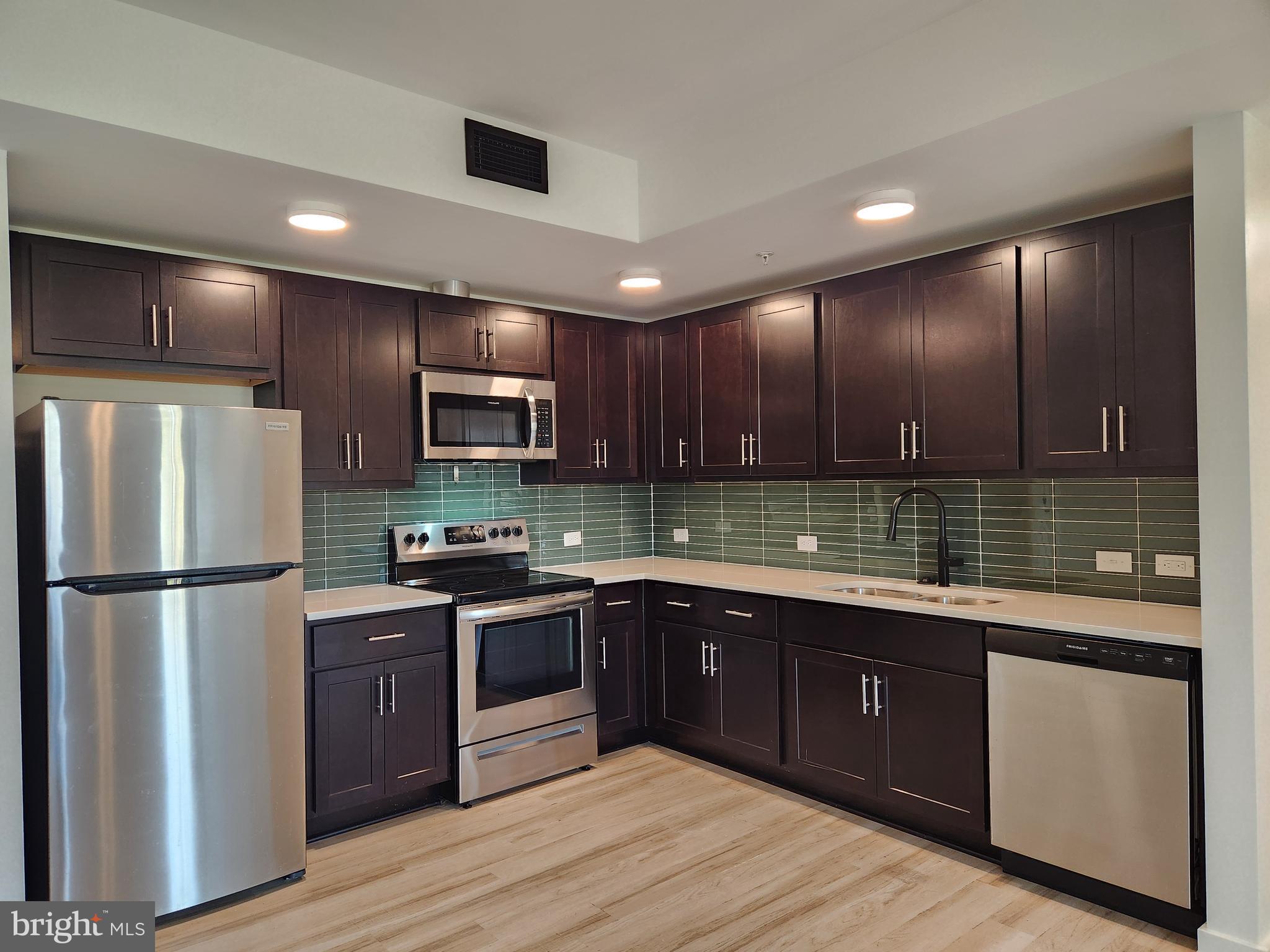 102 HANOVER STREET 203