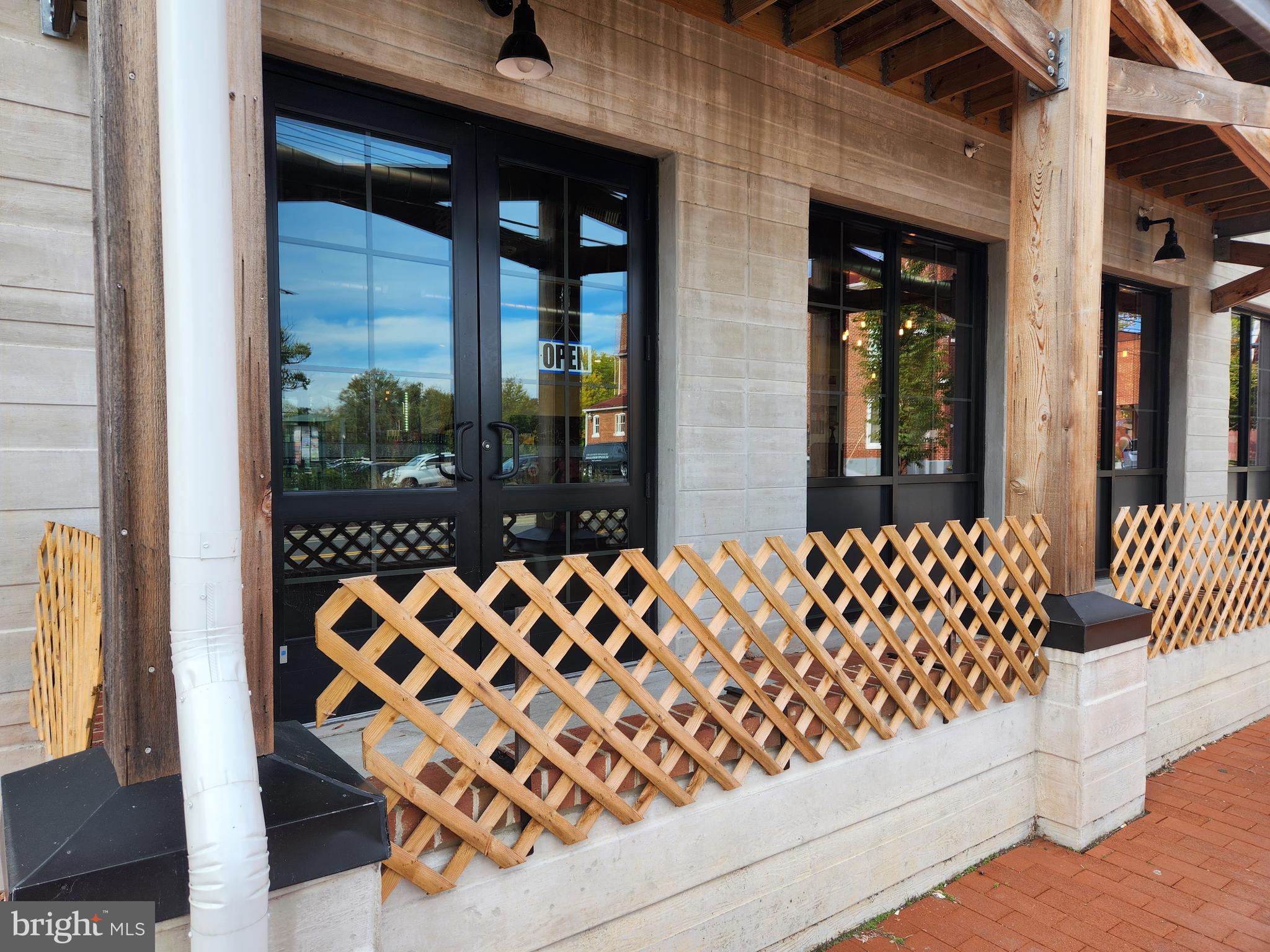 102 HANOVER STREET 402