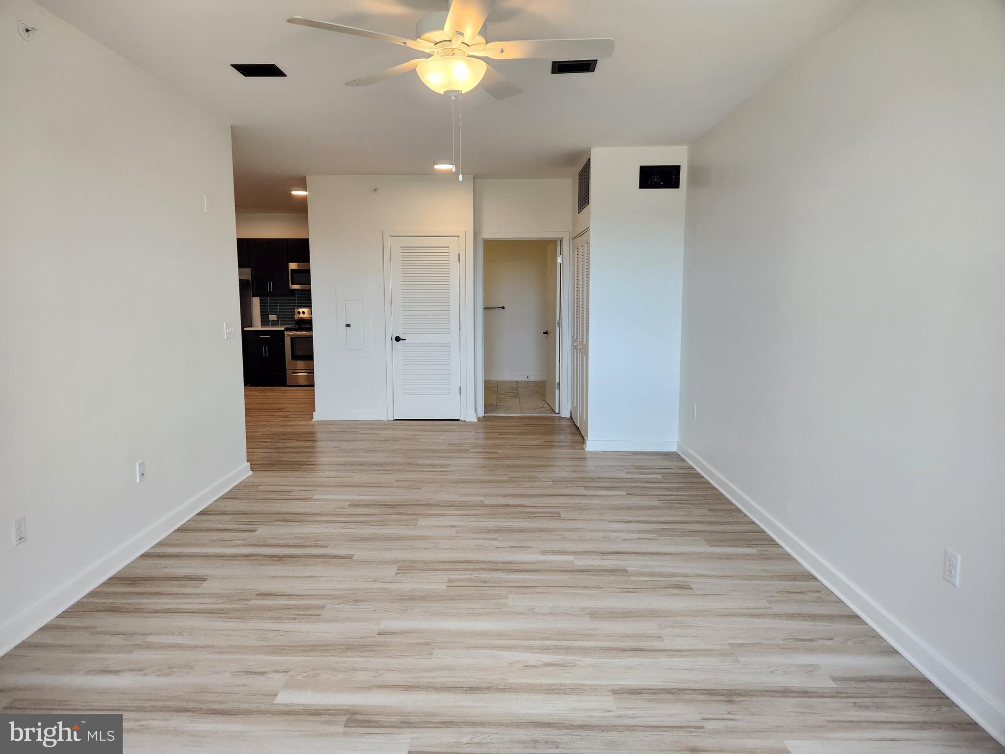 102 HANOVER STREET 407