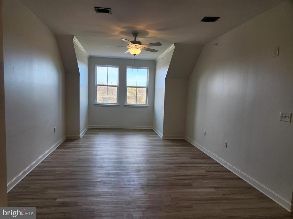 102 HANOVER STREET 407