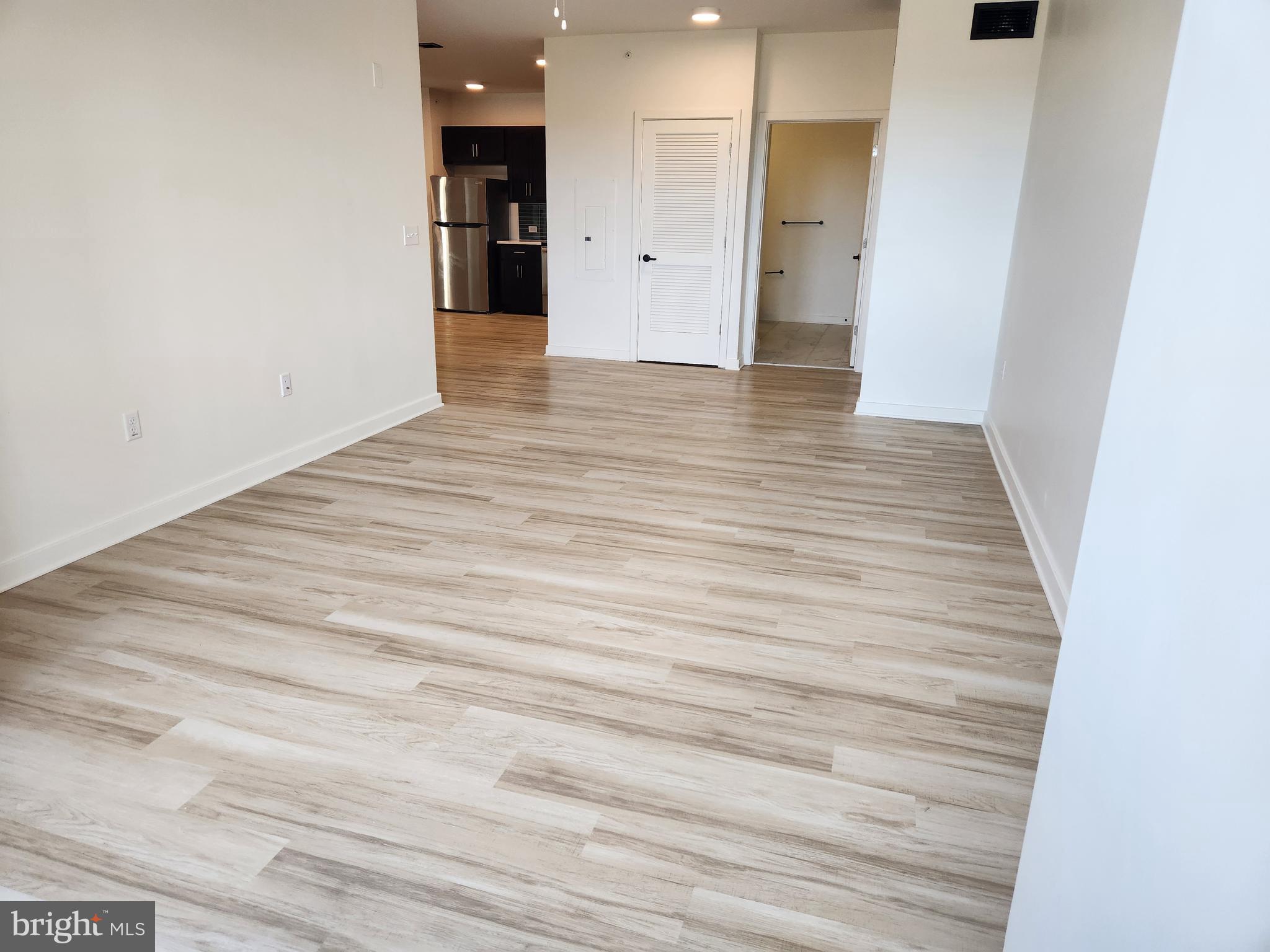 102 HANOVER STREET 407