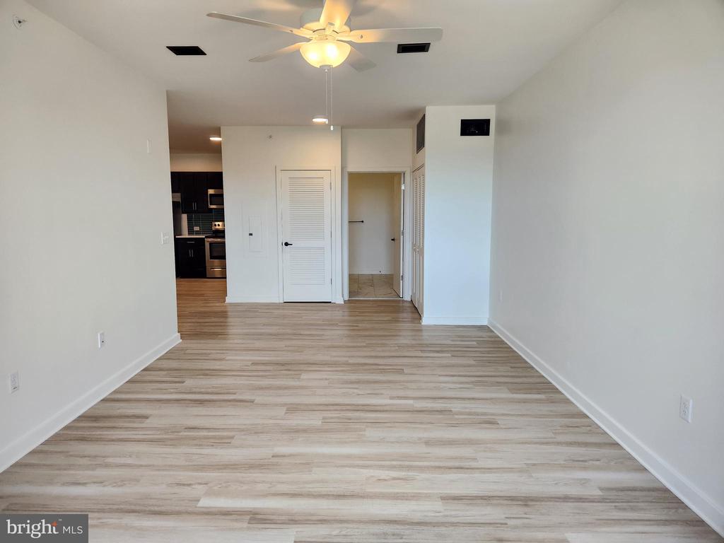 102 HANOVER STREET 407