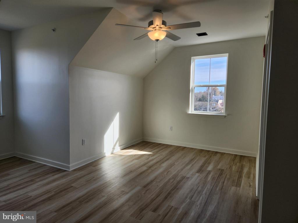 102 HANOVER STREET 407
