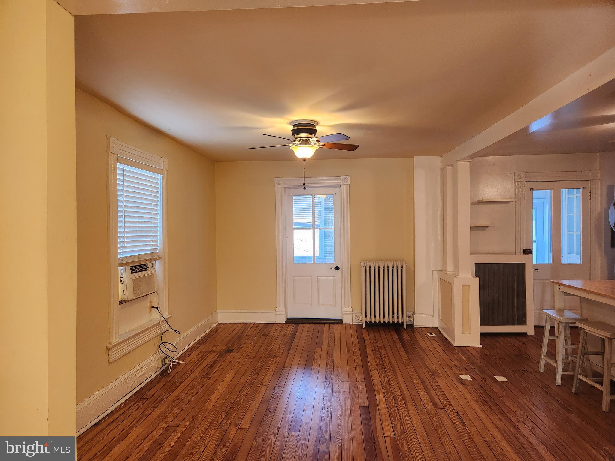 619 CAROLINE STREET 1/2