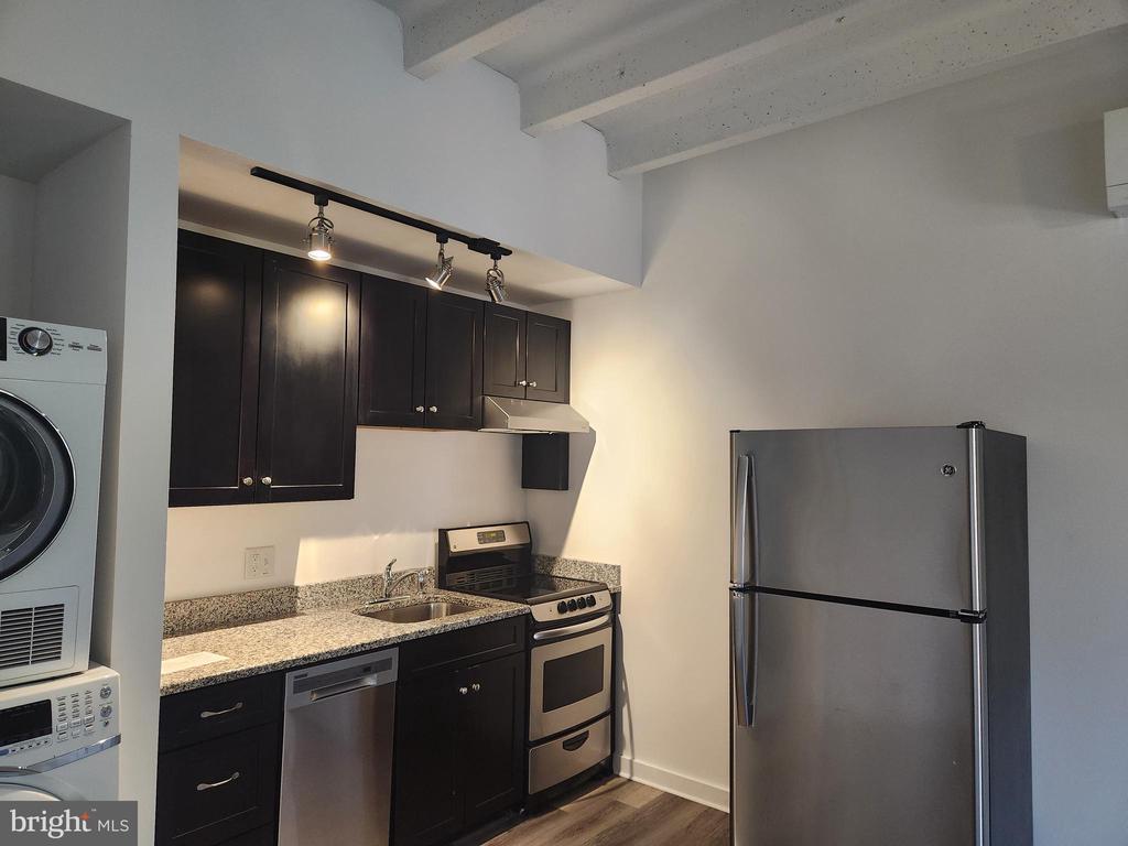 2201 PRINCESS ANNE STREET 205