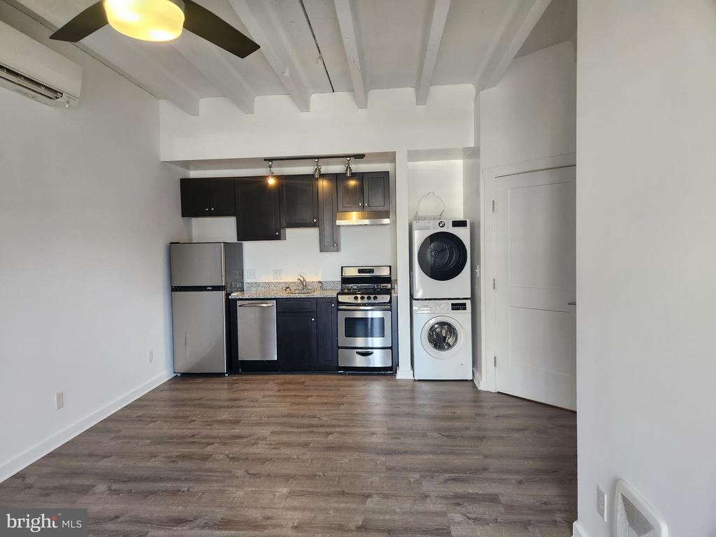 2201 PRINCESS ANNE STREET 203