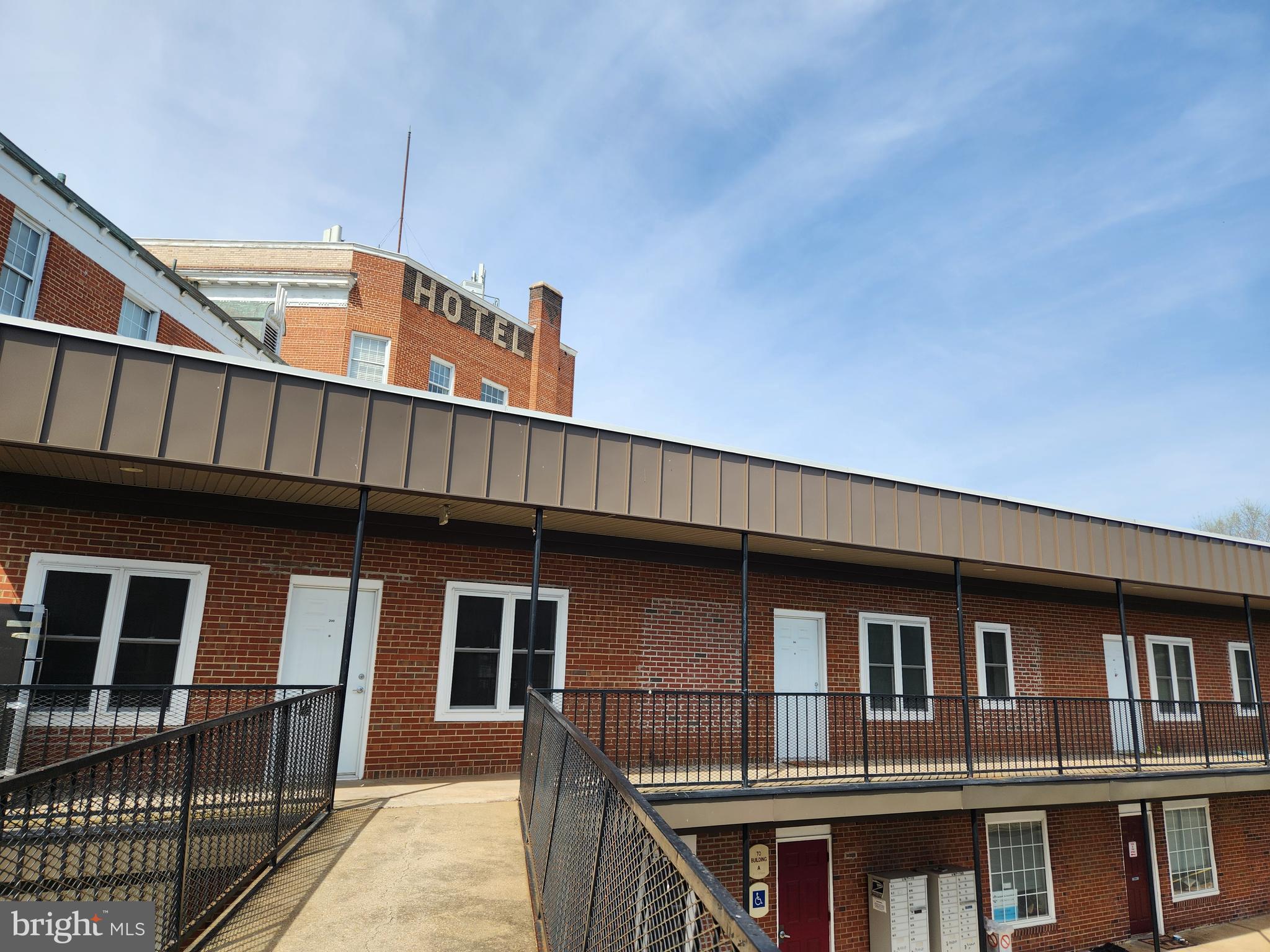 2205 PRINCESS ANNE STREET 200