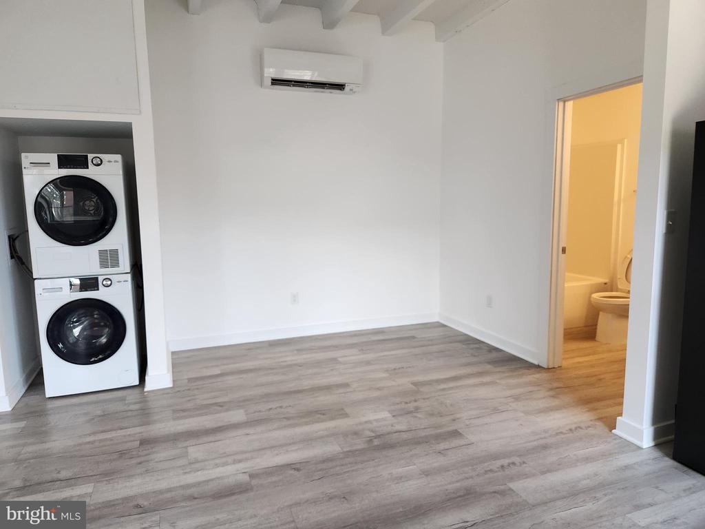 2205 PRINCESS ANNE STREET 200