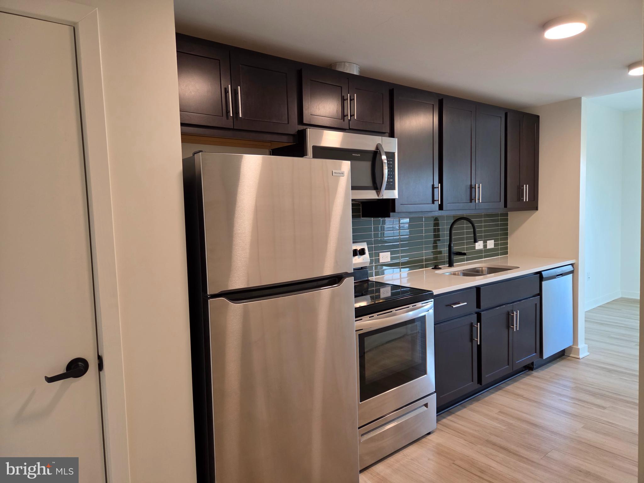 102 HANOVER STREET 302