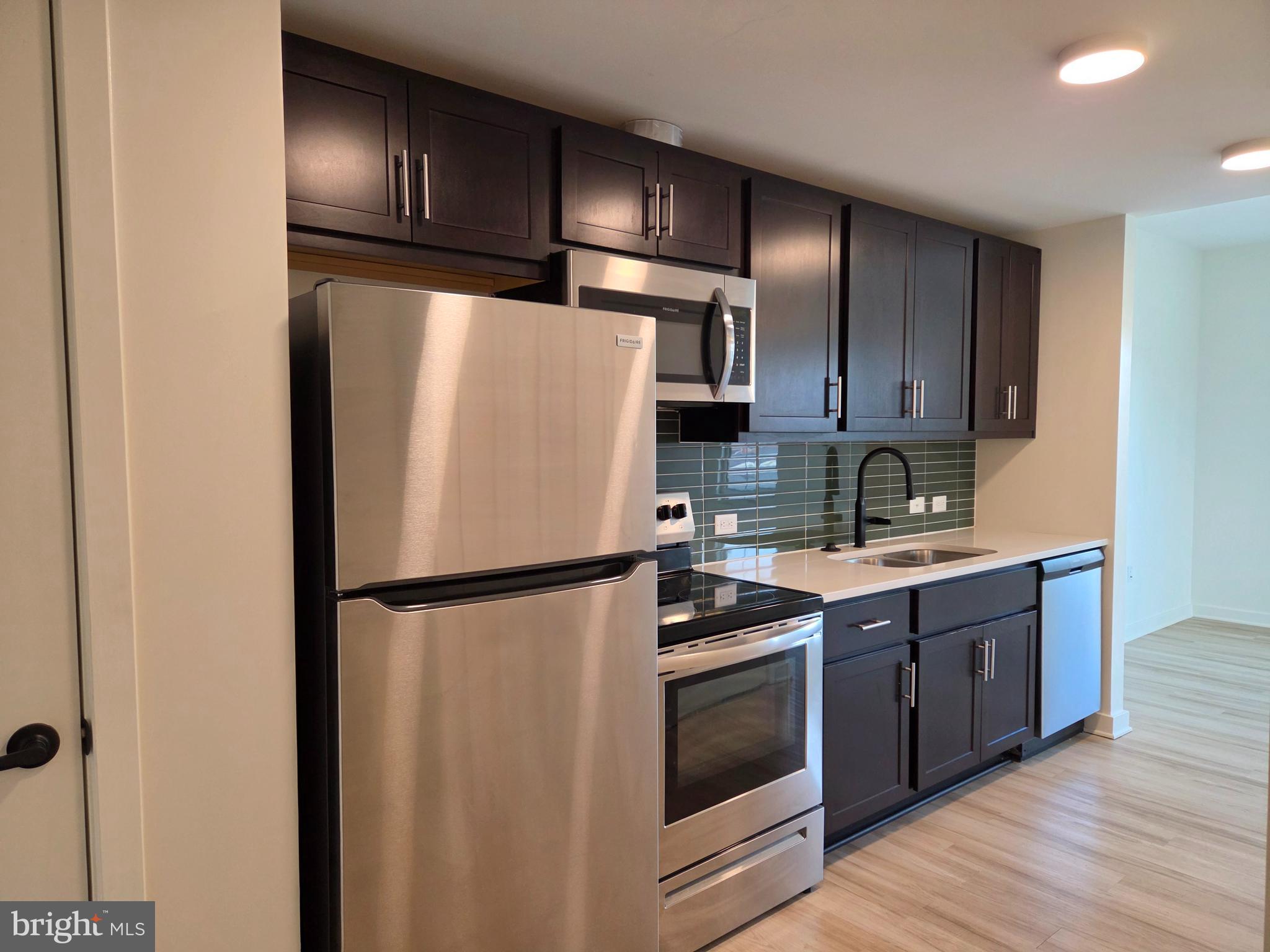 102 HANOVER STREET 302