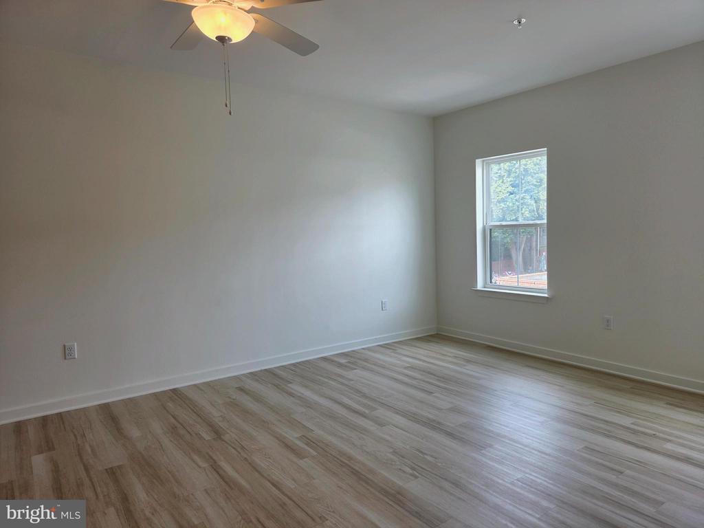 102 HANOVER STREET 208