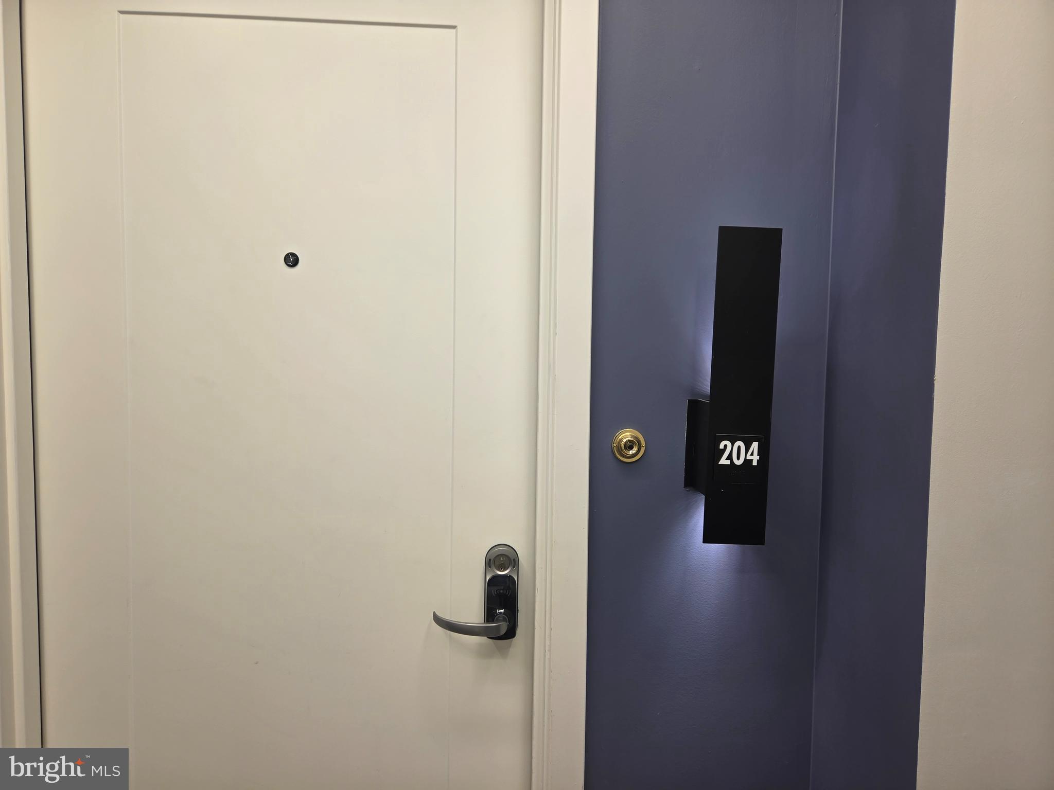 102 HANOVER STREET 204