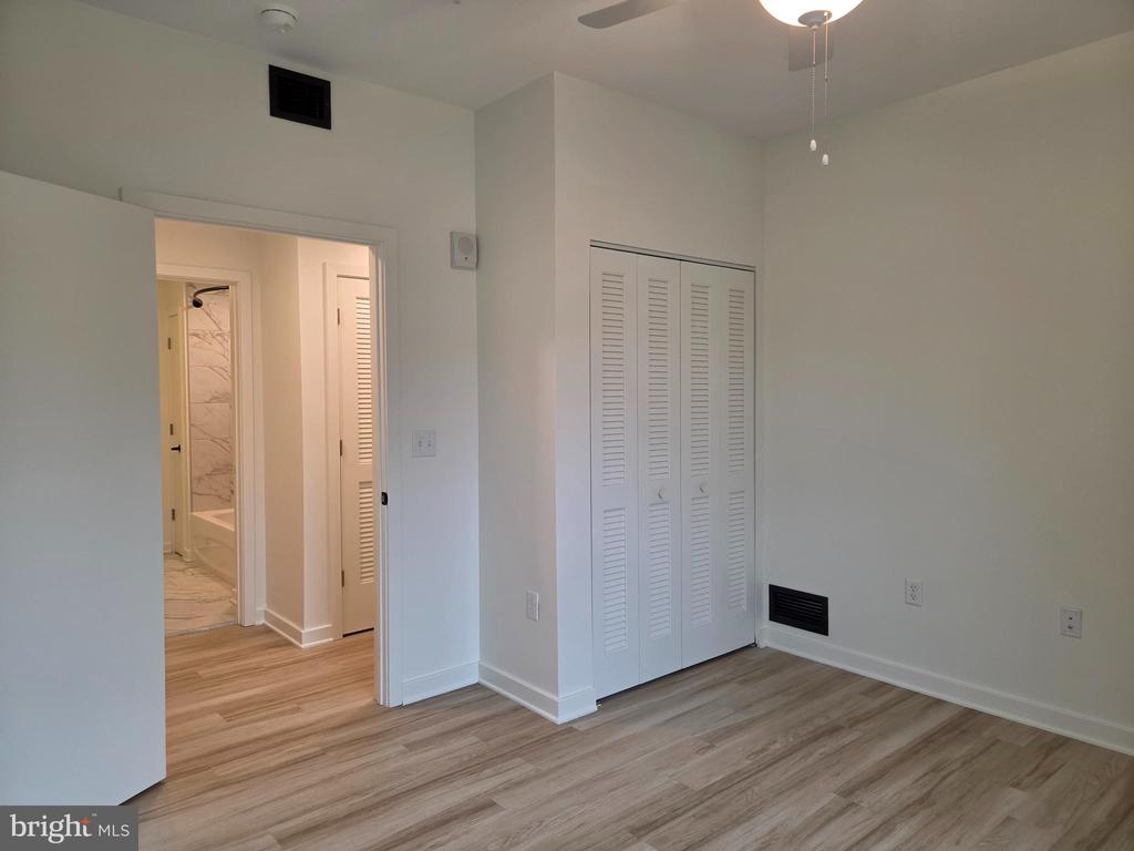 102 HANOVER STREET 204