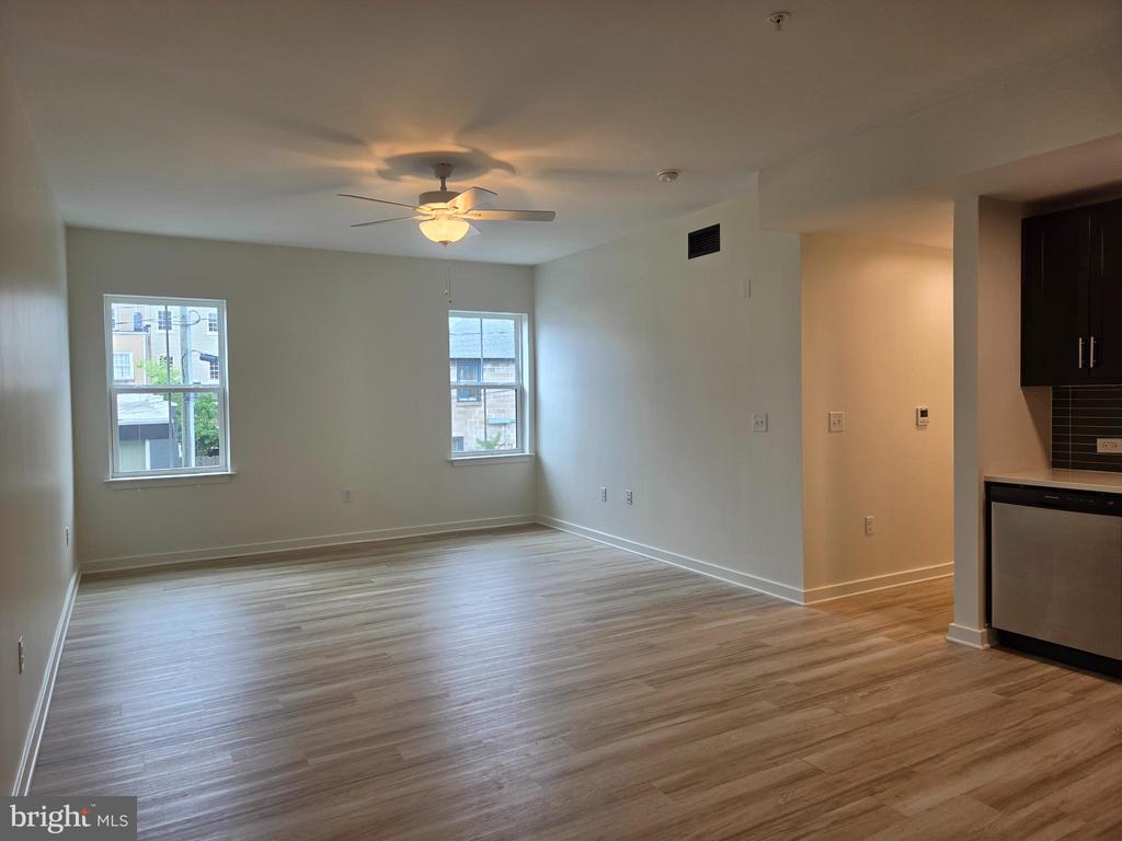 102 HANOVER STREET 204