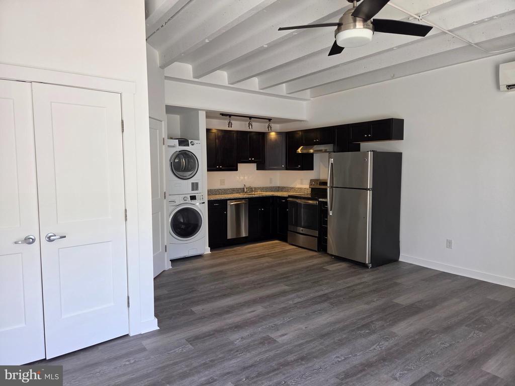 2201 PRINCESS ANNE STREET 100