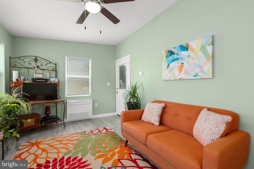 225 MORNINGSIDE DRIVE