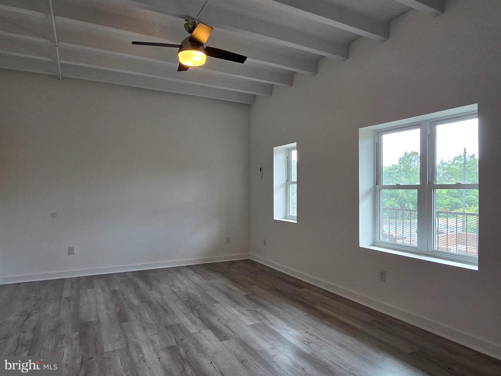 2205 PRINCESS ANNE STREET Unit: 201