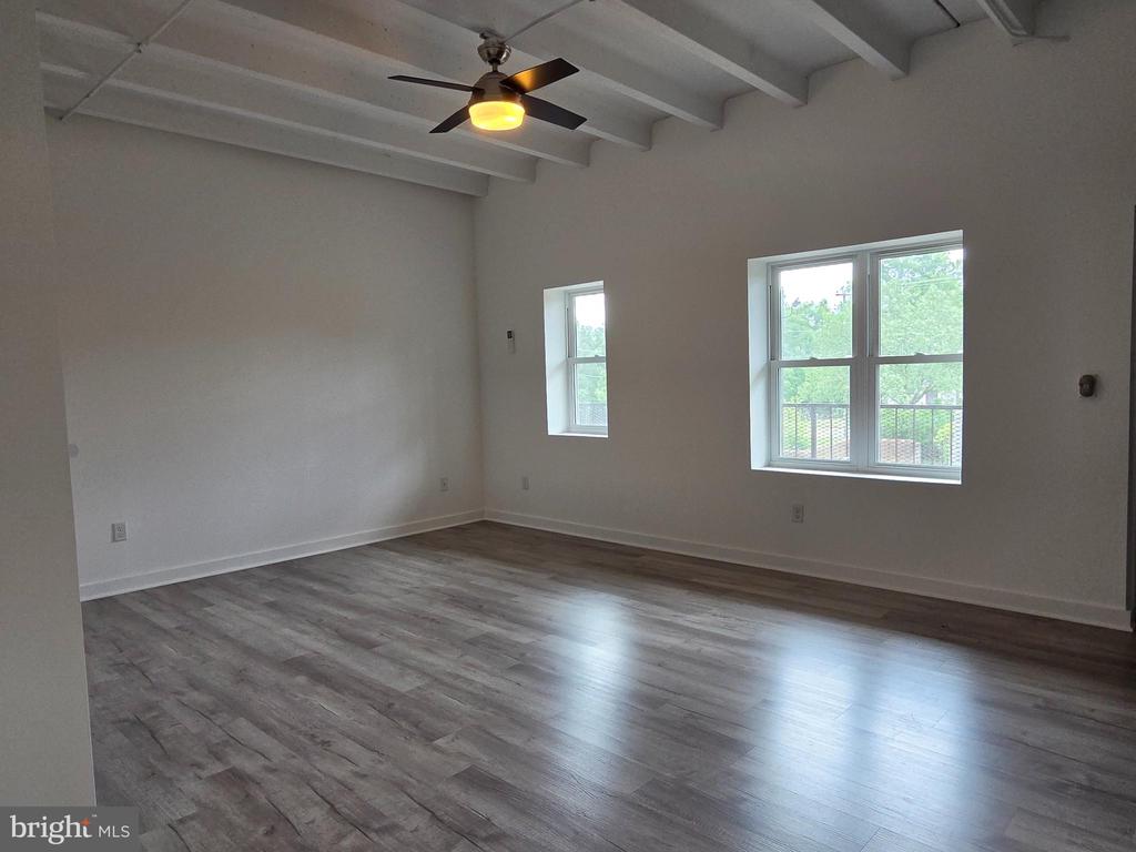 2205 PRINCESS ANNE STREET Unit: 201