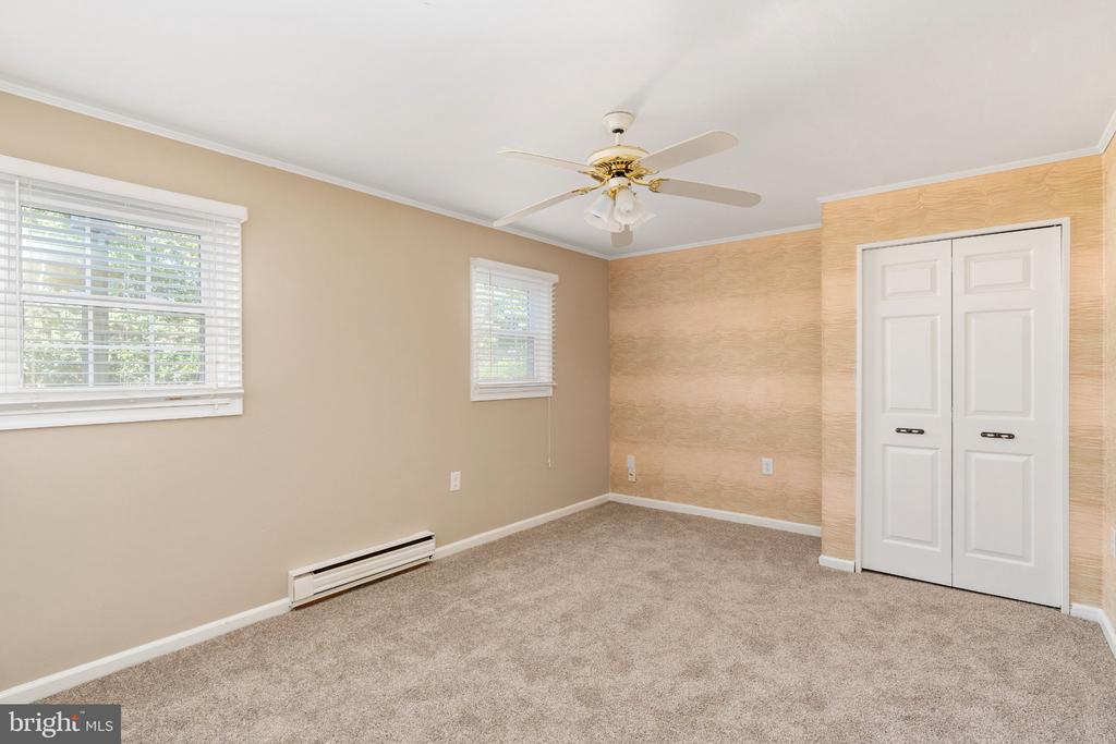 441 DEERWOOD DRIVE