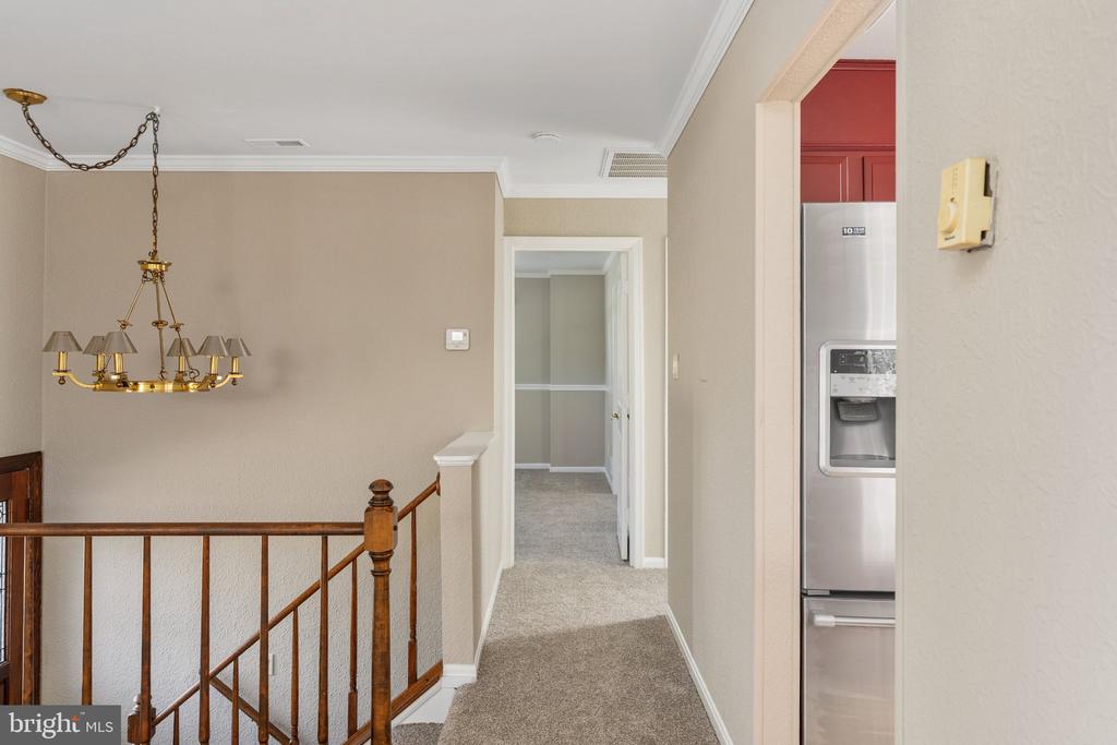 441 DEERWOOD DRIVE