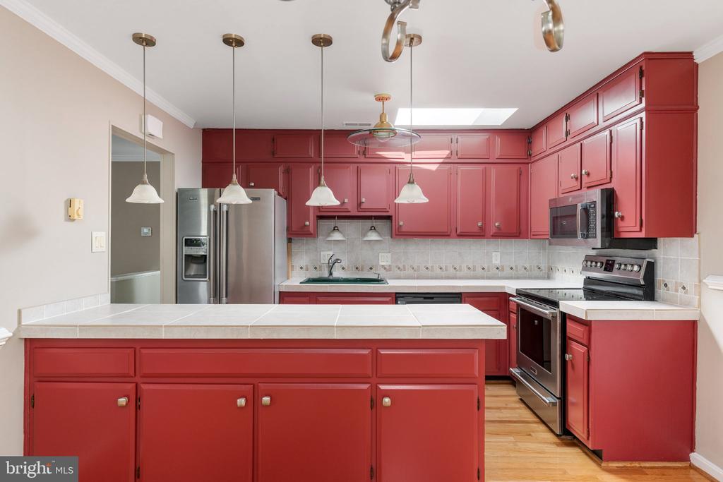 441 DEERWOOD DRIVE