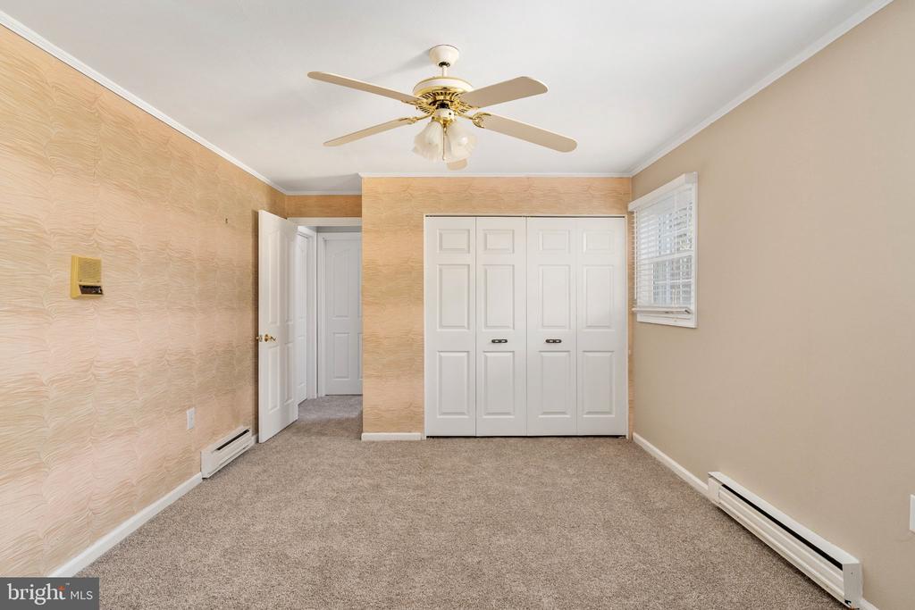 441 DEERWOOD DRIVE