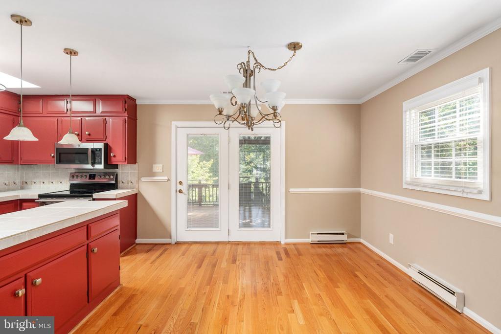 441 DEERWOOD DRIVE