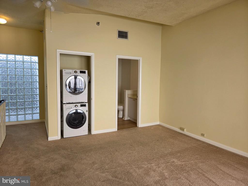 907 CAROLINE STREET Unit: 9