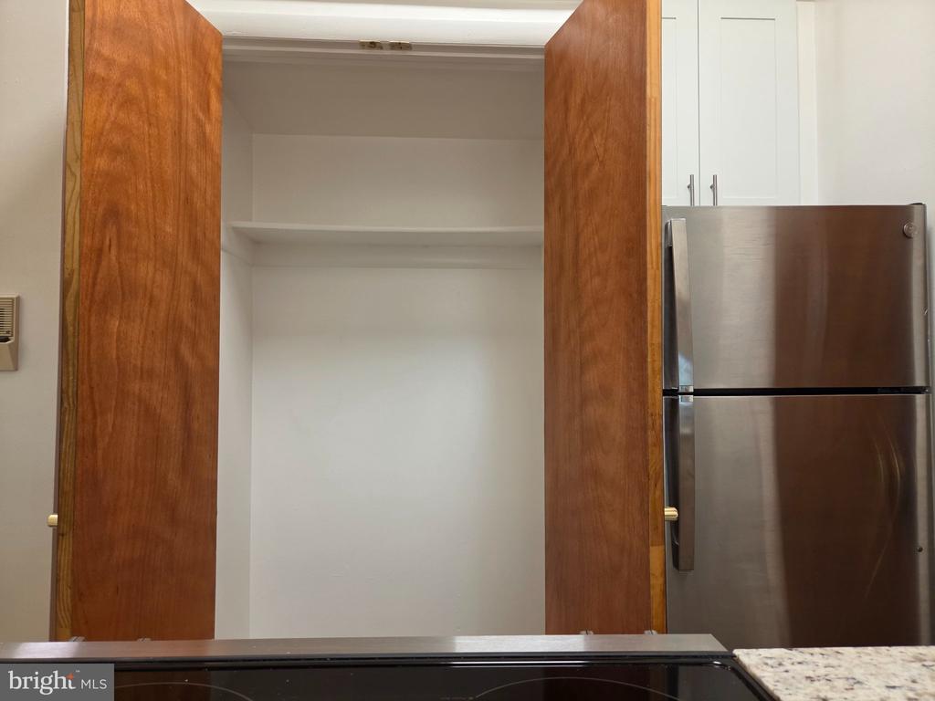 907 CAROLINE STREET Unit: 16