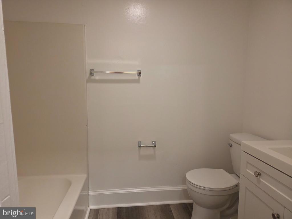 907 CAROLINE STREET Unit: 16