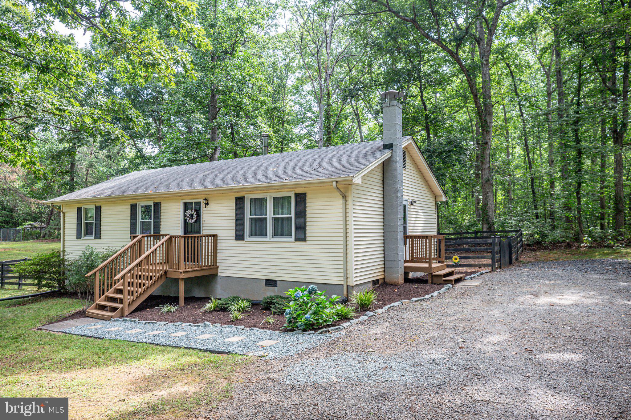 12733 Hunters Grove COURT